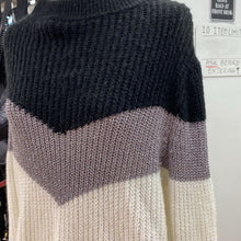 Load image into Gallery viewer, Elsamanda wool/mohair/metallic/blend sweater S
