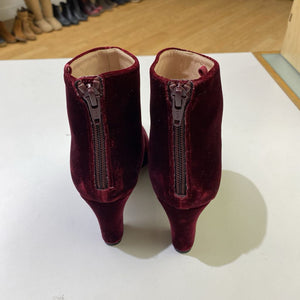 SJP BY SARAH JESSICA PARKER velvet booties 35