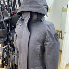 Load image into Gallery viewer, Nobis winter parka XS
