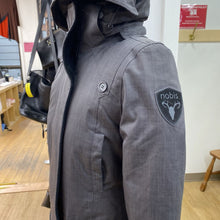Load image into Gallery viewer, Nobis winter parka XS
