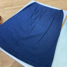 Load image into Gallery viewer, Eileen Fisher denim skirt XL
