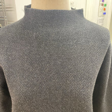 Load image into Gallery viewer, Max Studio herringbone sweater M
