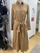 Load image into Gallery viewer, Banana Republic button up dress NWT S
