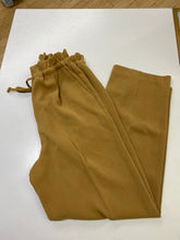 Load image into Gallery viewer, Wilfred elastic waist pants XS
