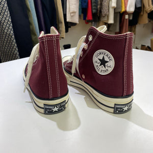 Converse hightops NWOT 6.5