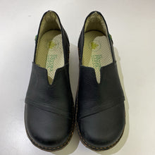 Load image into Gallery viewer, EL Natura Lista slip on shoes 36
