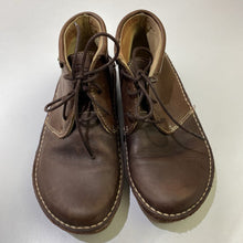 Load image into Gallery viewer, EL Natura Lista lace up shooties 36
