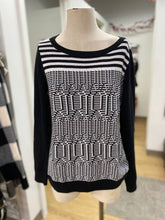 Load image into Gallery viewer, Banana Republic boat neck sweater XL
