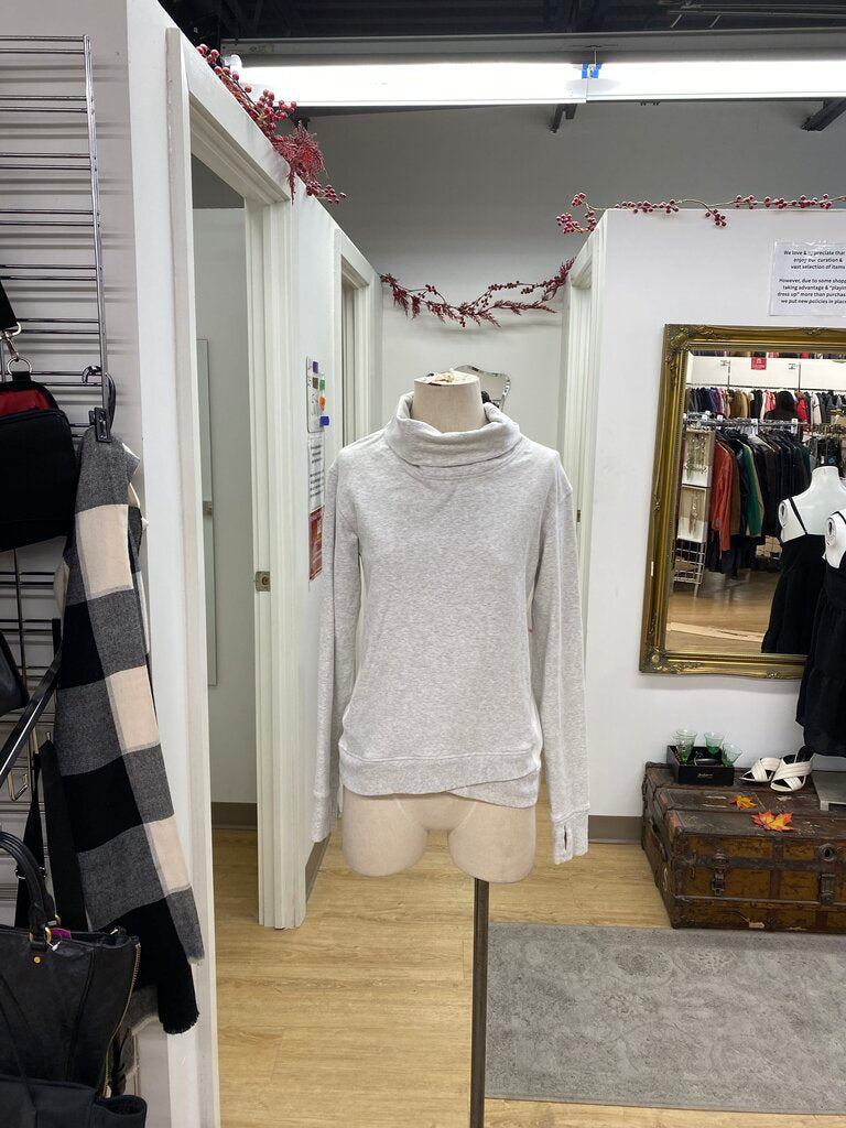 Lululemon two tone sweater 6