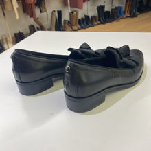 Load image into Gallery viewer, Browns couture bow shoes 37
