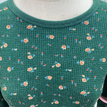 Load image into Gallery viewer, American Eagle floral waffle top M
