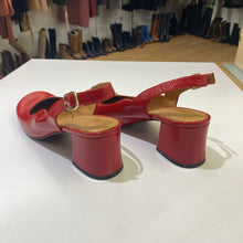 Load image into Gallery viewer, Chie Mihara leather slingbacks 41
