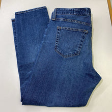 Load image into Gallery viewer, AG Ex Boyfriend straight leg jeans 30

