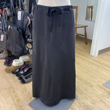 Load image into Gallery viewer, Solola pinstripe skirt 38
