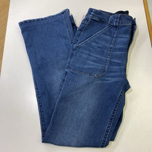 Load image into Gallery viewer, Sanctuary Sculpted Hayden Bootcut jeans 28
