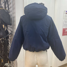 Load image into Gallery viewer, Lululemon quilted jacket XXS
