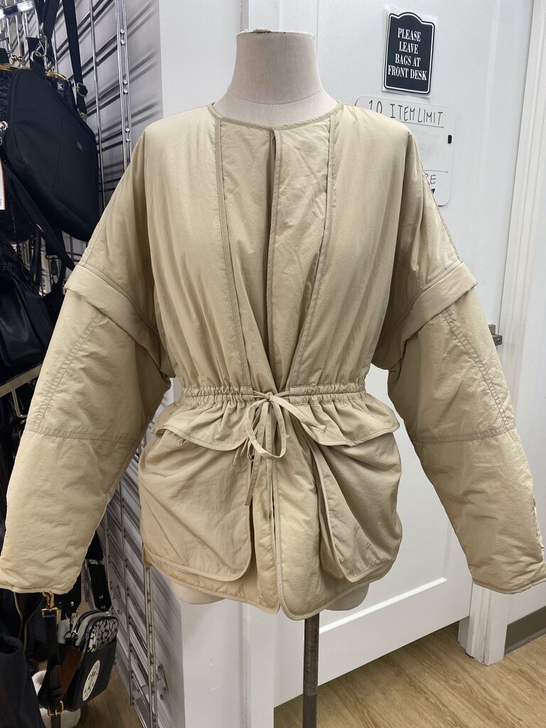 Lululemon zip out sleeves quilted coat M