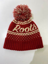 Load image into Gallery viewer, Roots fuzzy lined knit hat O/S
