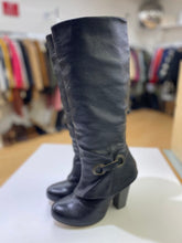 Load image into Gallery viewer, Fly London pull on leather boots 39
