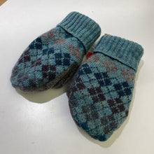 Load image into Gallery viewer, Handmade knit fleece gloves
