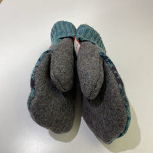 Load image into Gallery viewer, Handmade knit fleece gloves

