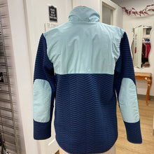 Load image into Gallery viewer, Helly Hansen Pull Over sweater M

