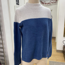 Load image into Gallery viewer, Roots two tone sweater M
