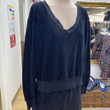 Load image into Gallery viewer, Suzie Kondi velour track suit M
