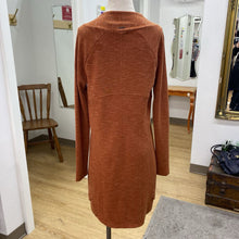 Load image into Gallery viewer, Prana shift dress M
