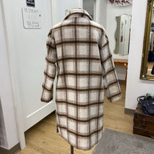 Load image into Gallery viewer, Sadie &amp; Sage unlined fall coat S NWT
