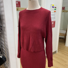Load image into Gallery viewer, RW&amp;CO ribbed sweater S
