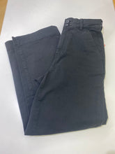 Load image into Gallery viewer, Everlane chinos 0
