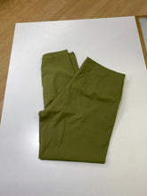 Load image into Gallery viewer, Lululemon leggings 12
