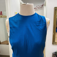 Load image into Gallery viewer, Banana Republic silk dress 8
