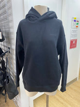 Load image into Gallery viewer, Roots sweater 2
