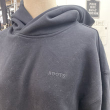 Load image into Gallery viewer, Roots sweater 2
