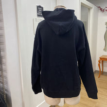 Load image into Gallery viewer, Roots sweater 2
