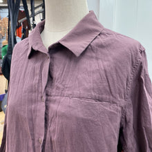 Load image into Gallery viewer, Lululemon tunic button up top 10
