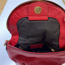 Load image into Gallery viewer, Marc By Marc Jacobs crossbody
