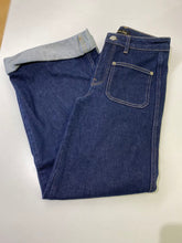 Load image into Gallery viewer, Massimo Dutti flare leg jeans 2
