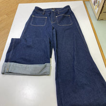 Load image into Gallery viewer, Massimo Dutti flare leg jeans 2
