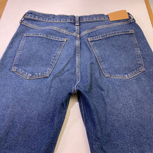 Load image into Gallery viewer, Citizens of Humanity Daphne jeans 31
