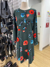 Load image into Gallery viewer, Ann Taylor floral dress 10

