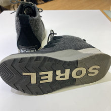 Load image into Gallery viewer, Sorel OUT N ABOUT™ III Women&#39;s Boot 6 NWT
