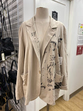 Load image into Gallery viewer, Froccella unstructured blazer NWT O/S
