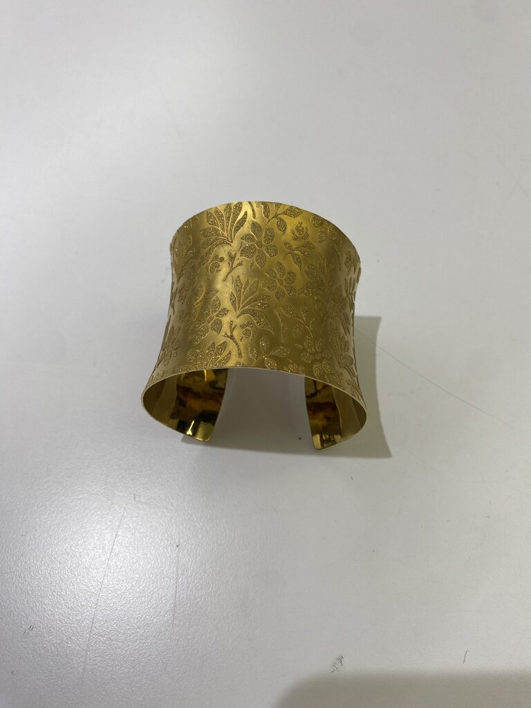 Tocara Wide gold cuff bracelet