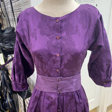 Load image into Gallery viewer, Laura Ashley vintage dress 8 (Fits VERY Small) (Circa 1980s)
