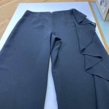 Load image into Gallery viewer, JS Boutique flowy pants 10

