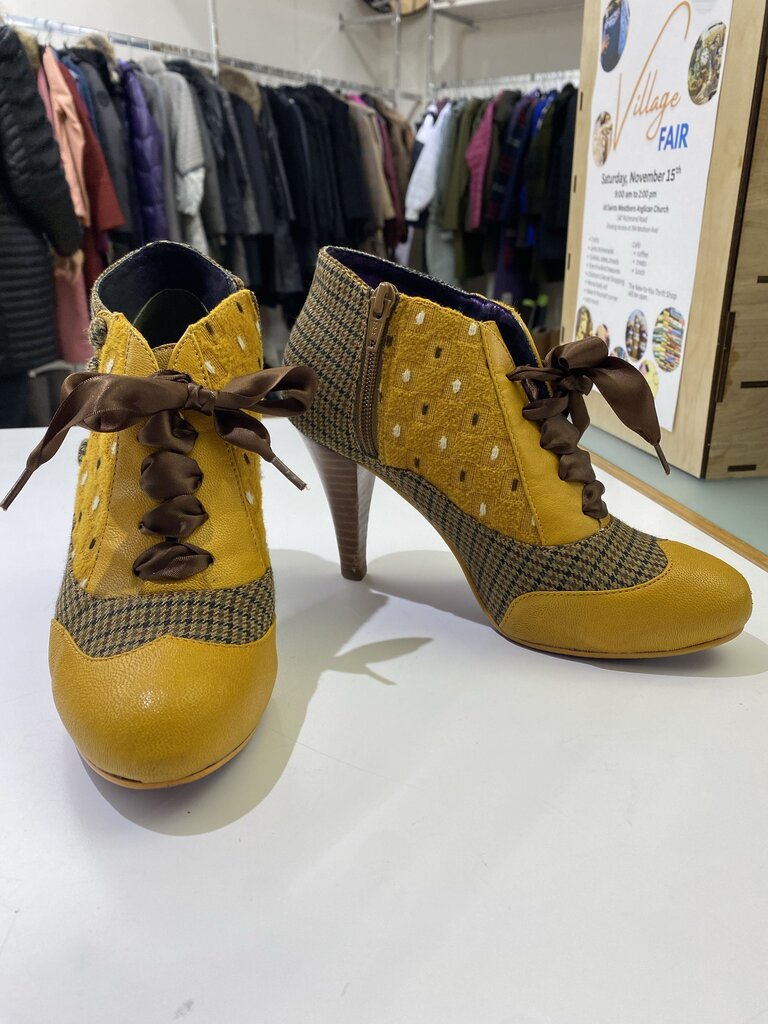 Poetic Licence laceup shoes 37