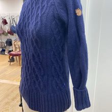 Load image into Gallery viewer, FJALLRAVEN cable knit sweater XXS
